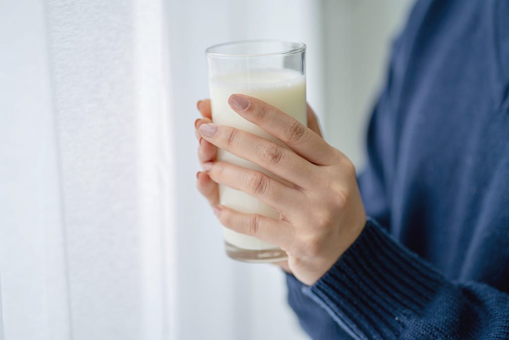 Soya Sütü Göğüs Büyütür mü? Soya Sütü Meme Büyütür mü?