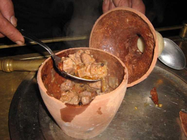 Testi Kebabı Nerenin, Hangi Yöreye Ait? Testi Kebabı Hangi Şehrin? testi kebabi