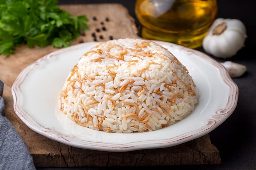 Pirinç Pilavı Ertesi Gün Yenir mi? Isıtılmış Pirinç Pilavı Ertesi Gün Yenir mi? pirinc pilavi